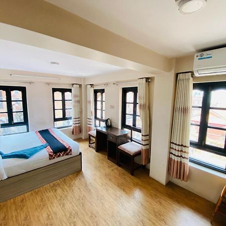 Hotel Durbar Side Bhatgoan 外观 照片